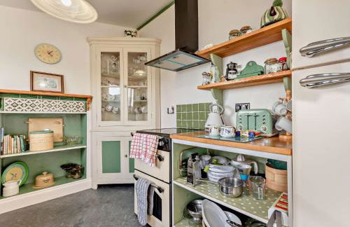 3 Bed in Freshwater East 42105 - Foto 5