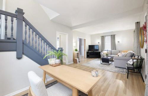 Walk to Highland Square, Sleeps 8 - Foto 1