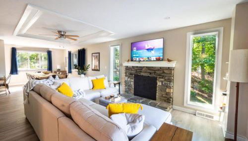 Berkshire Vacation Rentals: Leicester Lake Front Home Come Relax - Foto 3