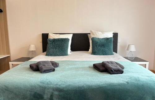 La clé des champs Maison plain pied lumineuse bien équipée, séjour spacieux, belle terrasse aménagée, garage, grand jardin clos, parking, près de Bayeux et Omaha Beach, chiens bienvenus - Foto 36