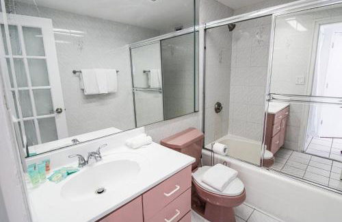 Castle 1133 Ocean view studio, Pool and Beach Access, FREE Parking, Tennis and more! - Foto 9