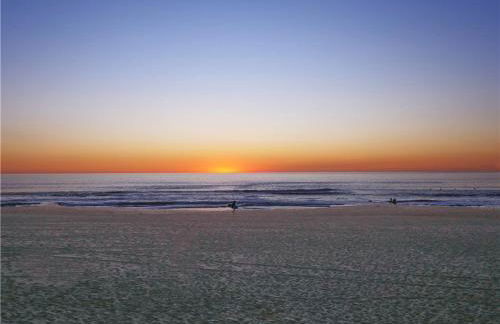 Amazing location, Unique Oceanfront Beach House! - Foto 37