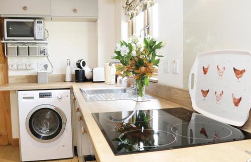 Acorn Cottage - Photo 7