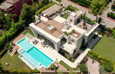 Villa LA 5 bedroom Villa in Sierra Blanca, Marbella - Foto 33