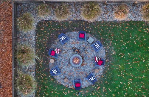 Pine & Paddle Getaway Game Room Hot Tub Pool - Foto 71