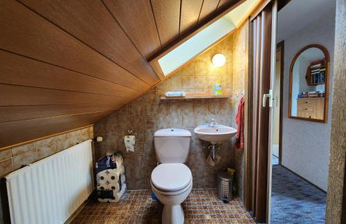 Zuhause bei uns in der zweiten Etage - Foto 4