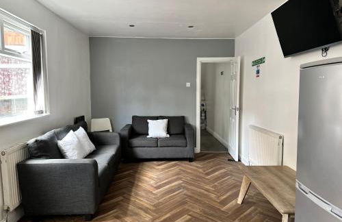 Daisybank Co-Living - Private Room Self-Cater - Foto 36