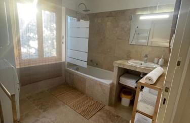 Entre les Alpilles et le Luberon 3 chambres 10 pers - Photo 21