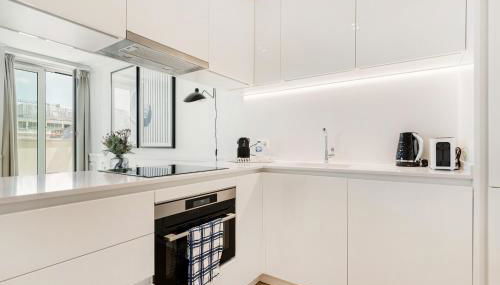 Ave Liberdade Restauradores Deluxe Suite - Photo 5, stove, toaster