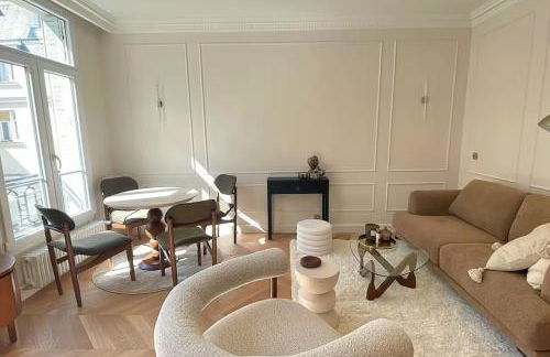 4P 1BR - Fully Renovated with AC - Champs-Elysées - Foto 8