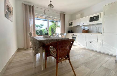 Villa Divina with private heated pool - Photo 23