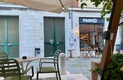 BELLAVISTA , Bright and Stylish Two Bedroom Apartment in the Historic Center - Photo 30