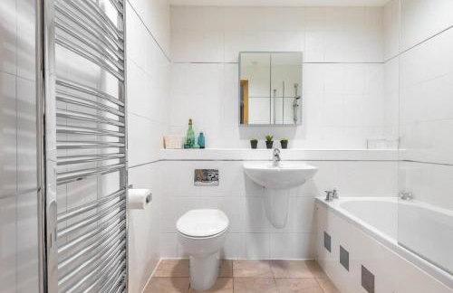 Spacious Flat A Few Mins Walk to Carlyon Bay Beach - Foto 17