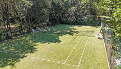 Superbe villa de 5 suites, climatisation, piscine, tennis, hauteurs de St Paul - Foto 3, Garden
