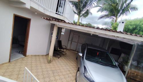 sobrado perto aeroporto e Br 376 - Foto 1