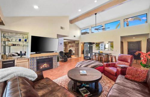 Spectacular condo with private golf privileges includes golf cart on Monterey Country Club !! - Foto 9