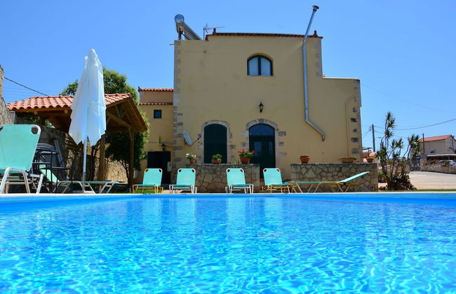 Skandalis Apartments With Pool - Foto 15