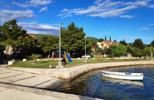 VILLA PUNTA BLAVA - Beachfront Family Villa with Sea View - no pets allowed - Foto 52