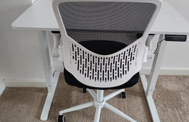 Countryside 2 Bed Bungalow with Stunning Views Free WiFi and Parking Ideal for Business and Leisure - Photo 37