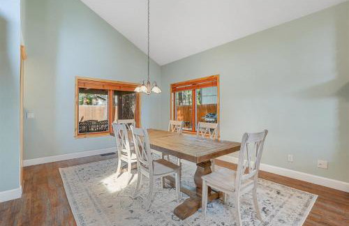 Bluebird Song Prime Flagstaff Location Outdoor Retreat with Fenced Yard and Firepit - Foto 8