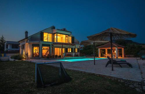 Luxury villa with a swimming pool Vrpolje, Sibenik - 21843 - Photo 1