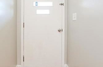 Spacious Home with Waterfront View-Welcome Pets - Foto 10