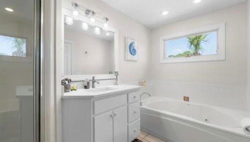 Bonita Retreat - Photo 5, Shower