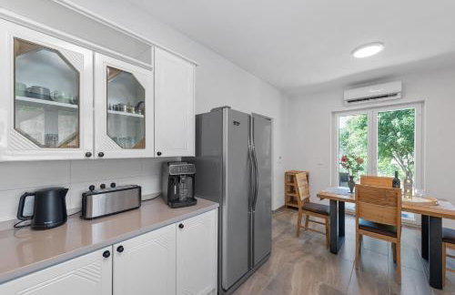 Grosse Luxus-Villa fur 12 Personen mit Pool, Jachuzzi und Meeresnähe - Foto 14