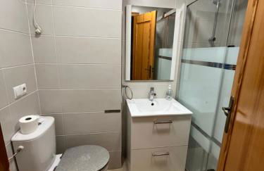 Descanso y jardines con piscinas - Foto 10