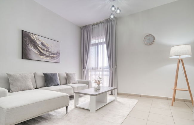 KOHH - 1BR in Oasis Residence 3 - Photo 1