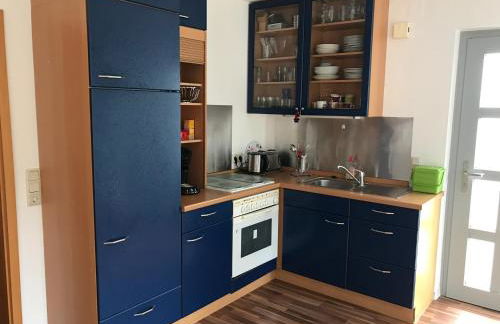 Ferienwohnung Happiness Schlafzimmer 2026 renoviert mit neuem Boxspringbett - Foto 12