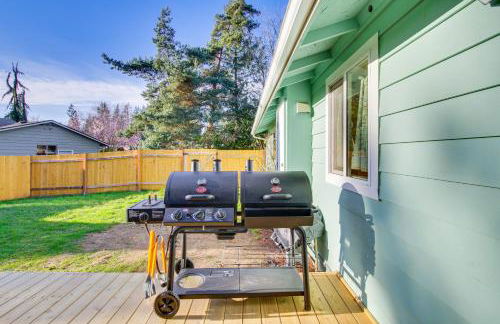 Charming Arlington Home with Hot Tub and Fenced Yard! - Foto 24