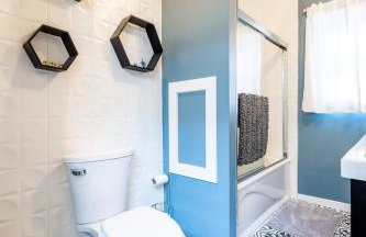 Charming Fountain Square Home 2 Bedroom BBQ Family Friendly - Foto 25