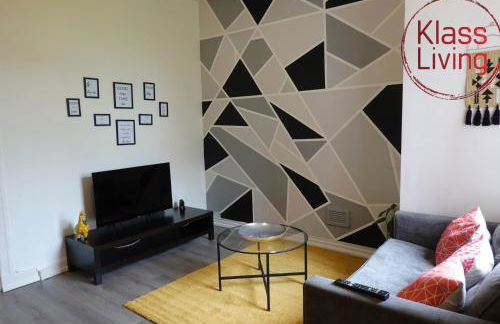 One Bedroom Apartment by Klass Living Serviced Accommodation Bellshill - Mossend Apartment with WIFI and Parking - Foto 11