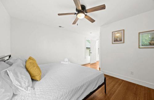 Charming 2nd-Floor Flat 3BR 2BA Free Parking - Foto 32