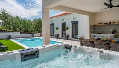 Apartment Gironi with Pool, Jacuzzi - Foto 5