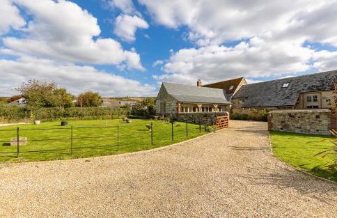 The Poppies - Photo 26