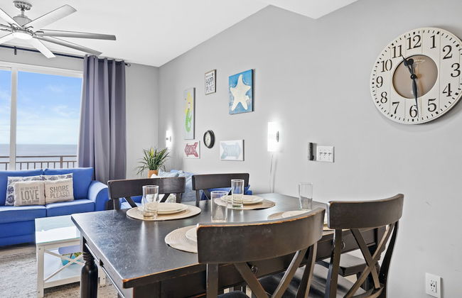 Splash Beach Resort by Book That Condo - Photo 33