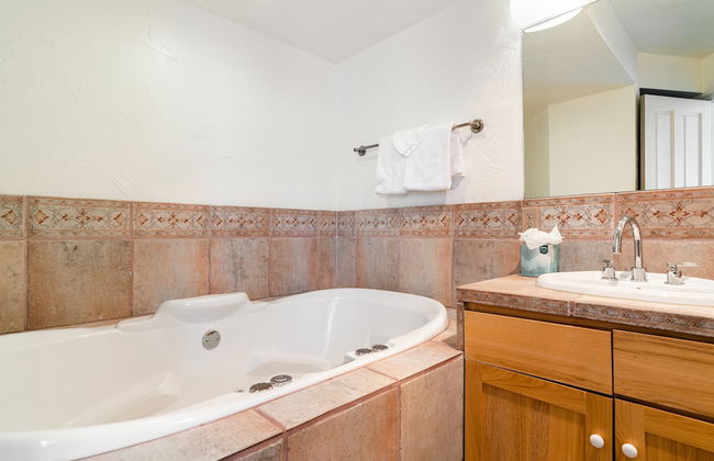 Centrum 302 by Avantstay Gorgeous Condo w/ Great Views & Steps Away From Ski Runs! - Foto 23