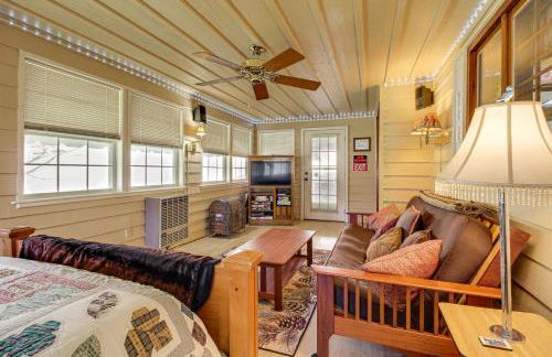 3 Mi to Ruby Falls The Downer House with Yard - Foto 18