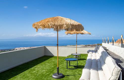 Apartamento de Lujo con Jacuzzi Privado, Piscina y Vistas al Mar - Foto 65