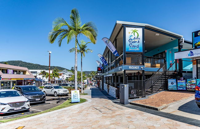 Airlie Sun & Sand Accommodation 3 - Foto 1