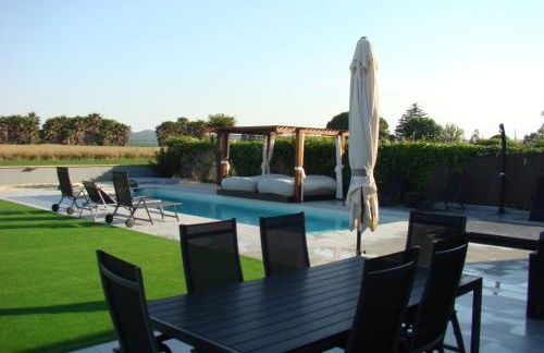 Villa en el campo cerca de la playa. - Foto 31