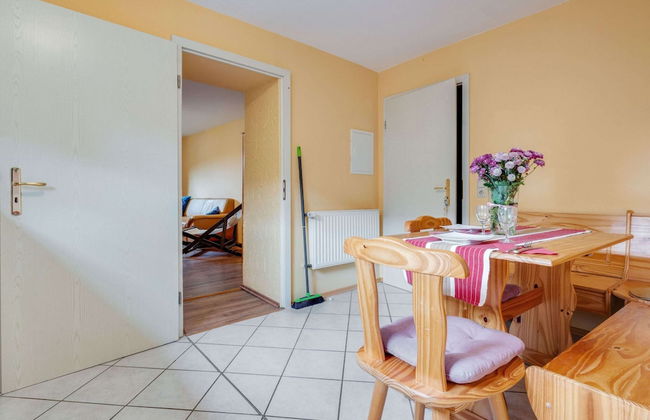 Stylish Apartment in Merschbach near Forest - Photo 14