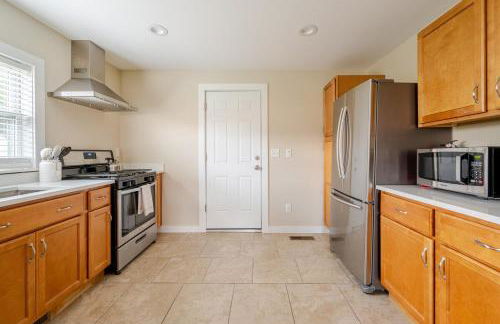 Pristine Walkable Downtown 2BR Apartment - Foto 40
