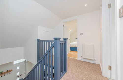 5 Bed cottage with Hot tub - Photo 18