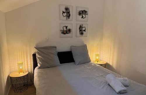 ABEILLE - 2 chambres et 1 canapé-lit, 1er étage, parking - Foto 17