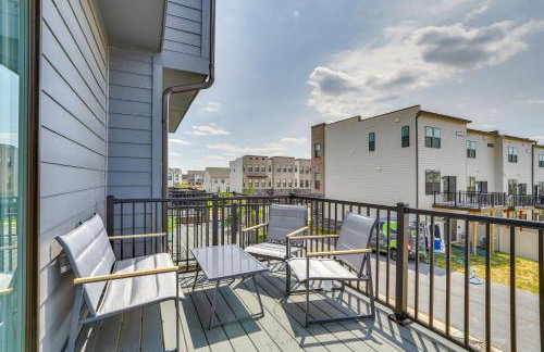 Frederick Townhome with Balcony, Close to Parks! - Foto 25