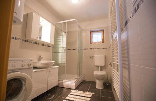 Ellen-Lara - Foto 17