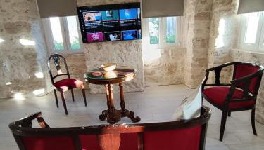 Suites-Xenonas "Alexandra's Coffee House" - Foto 4